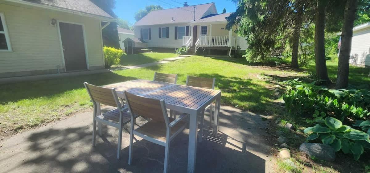 16th Street Retreat 30-day Downtown Tc Holiday home