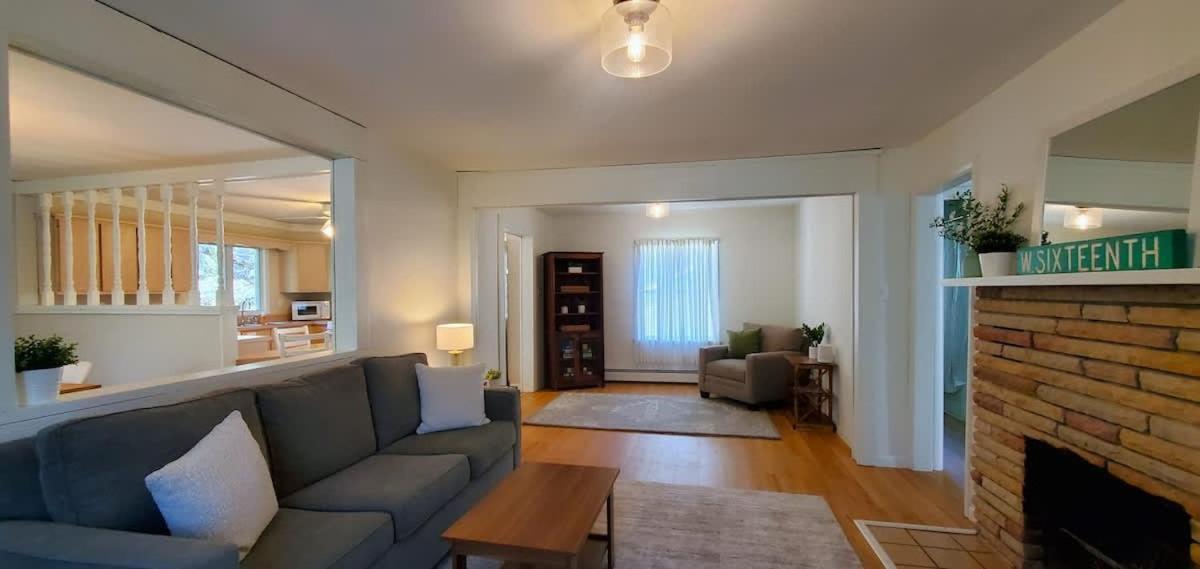 16th Street Retreat 30-day Downtown Tc Holiday home Traverse City