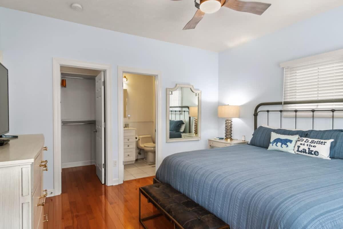 Midtown Riverfront Extended Holiday home *
