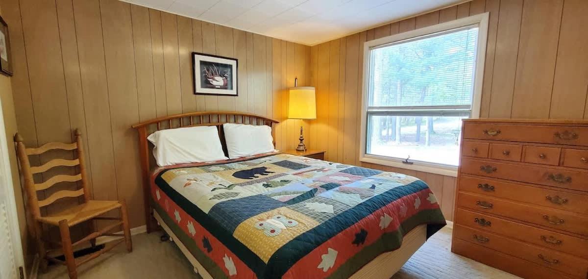 Holiday home Fiebing's Rustic On Two Private Lakes Traverse City