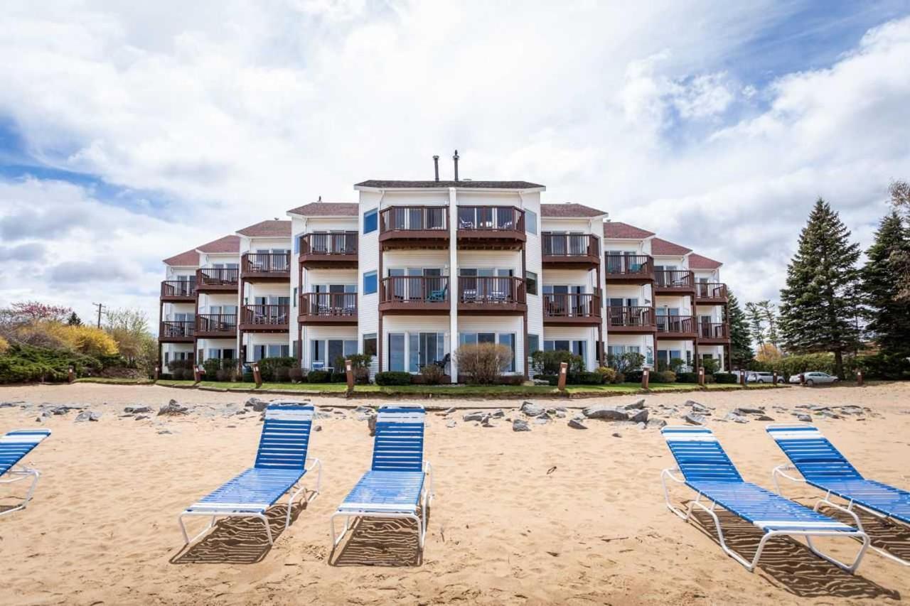 Holiday home Beachside 218 Luxury On The Traverse City