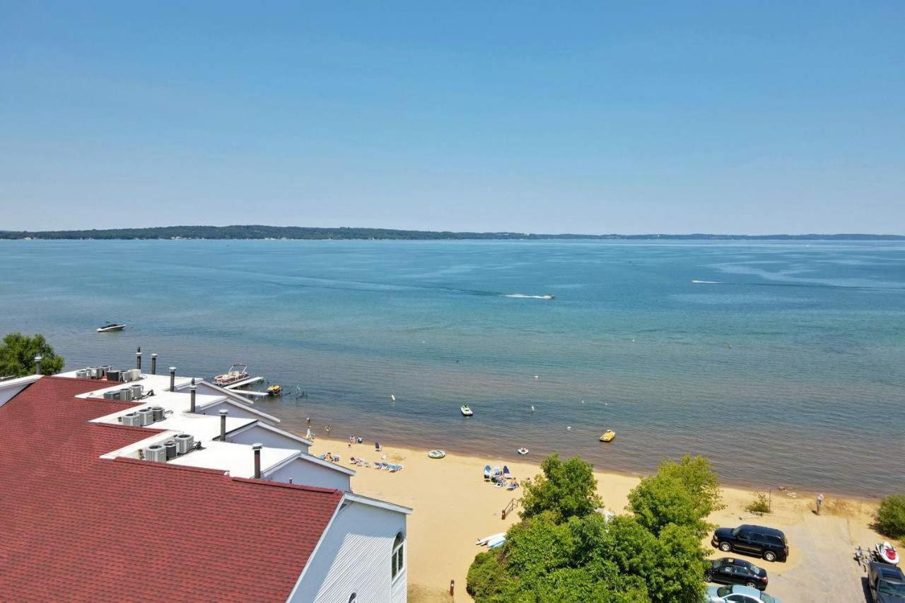 Holiday home Beachside 323 Waterfront
