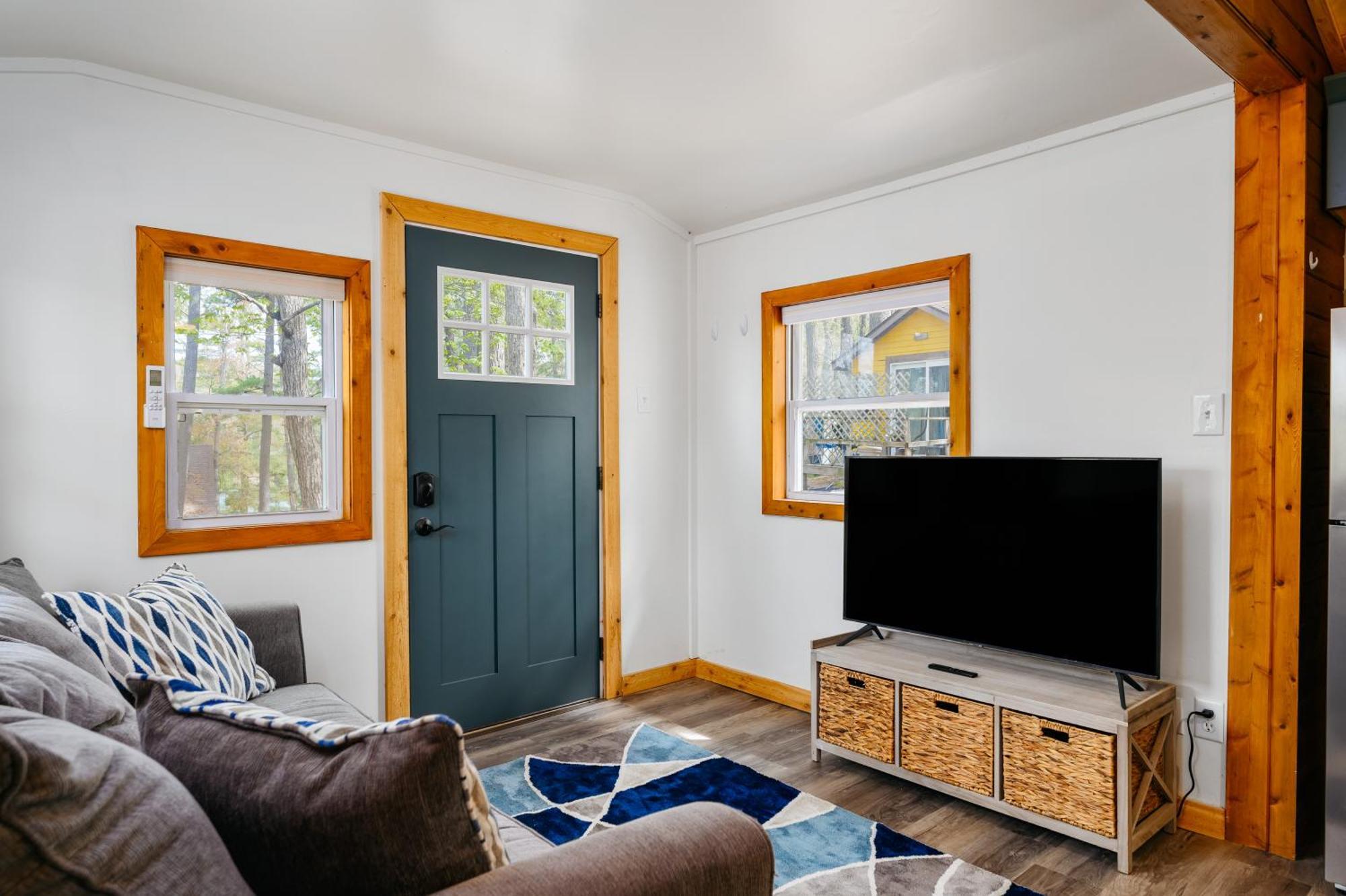 Cozy On Arbutus Holiday home *