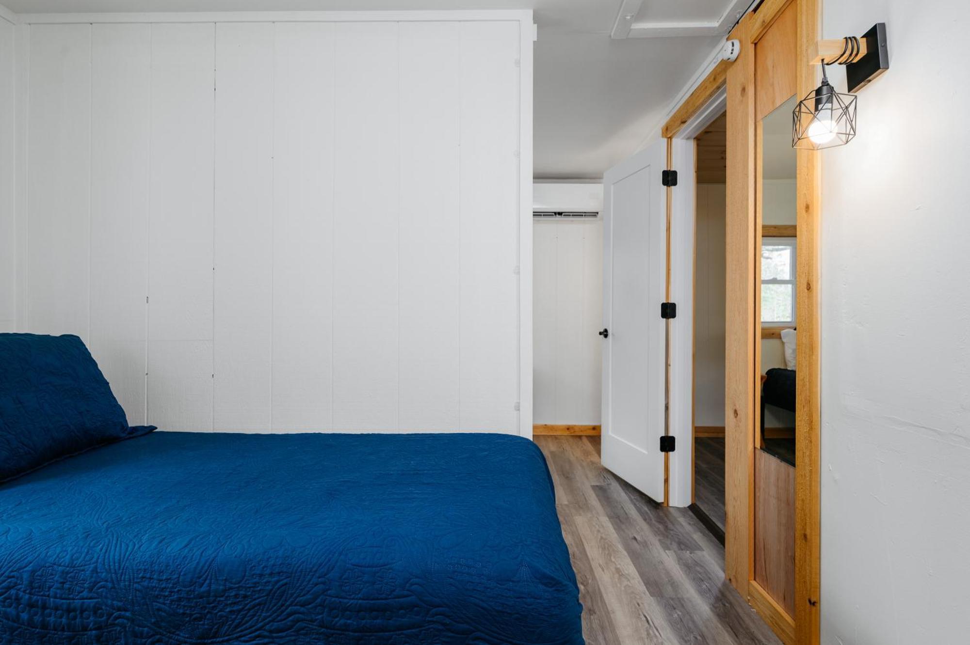 Cozy On Arbutus Holiday home *