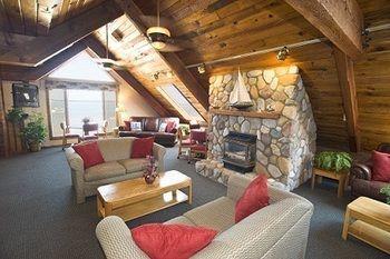Aparthotel Pinestead Reef Traverse City