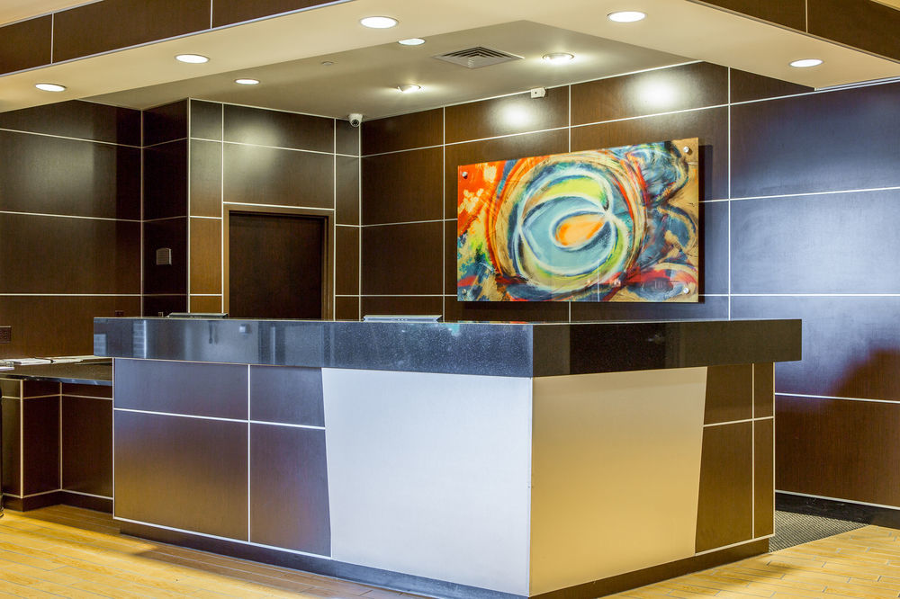 Hotel Cambria Traverse