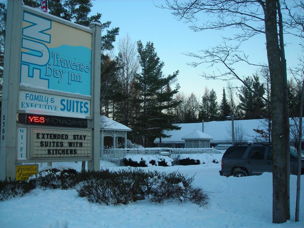 Traverse Bay Inn 2*