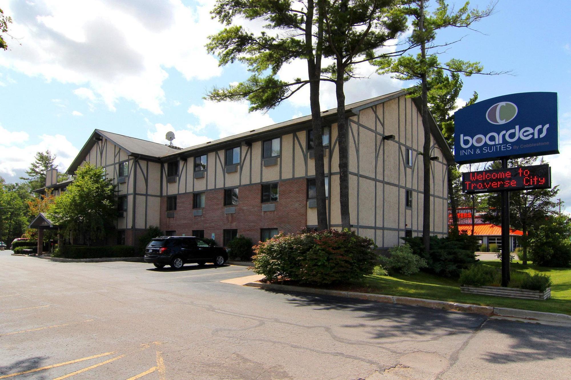 Hotel Days & By Wyndham Traverse Traverse City