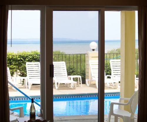 Pointes North Beachfront
