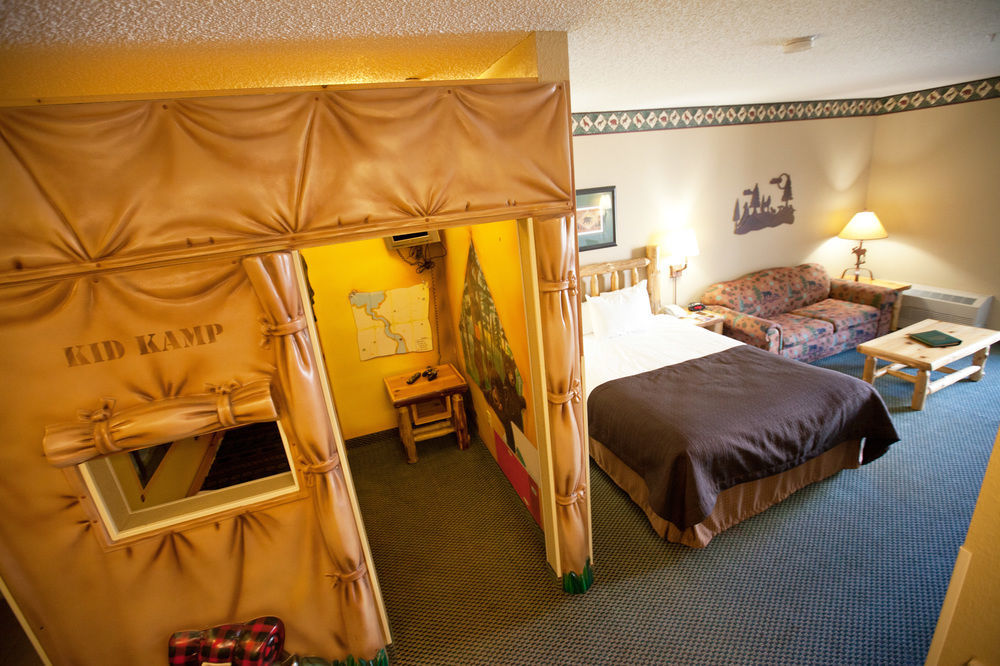 Great Wolf Traverse Lodge