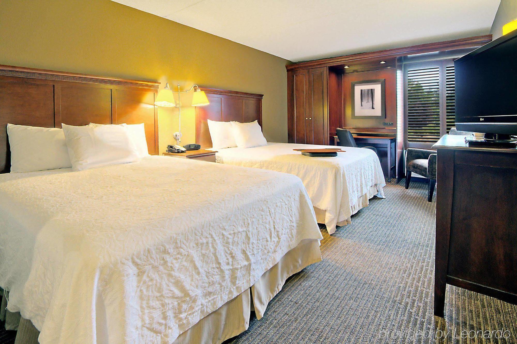 Hampton Traverse 3* Traverse City