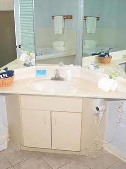 The Beach Condominium 4* Traverse City