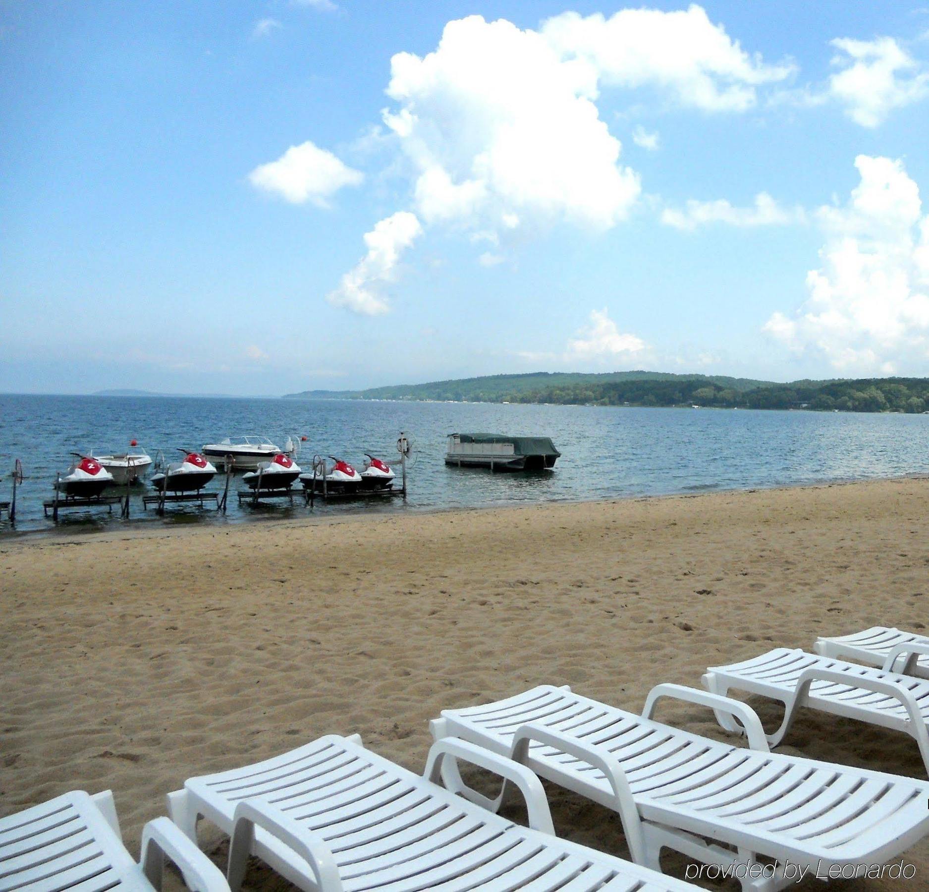 Bayshore 3* Traverse City