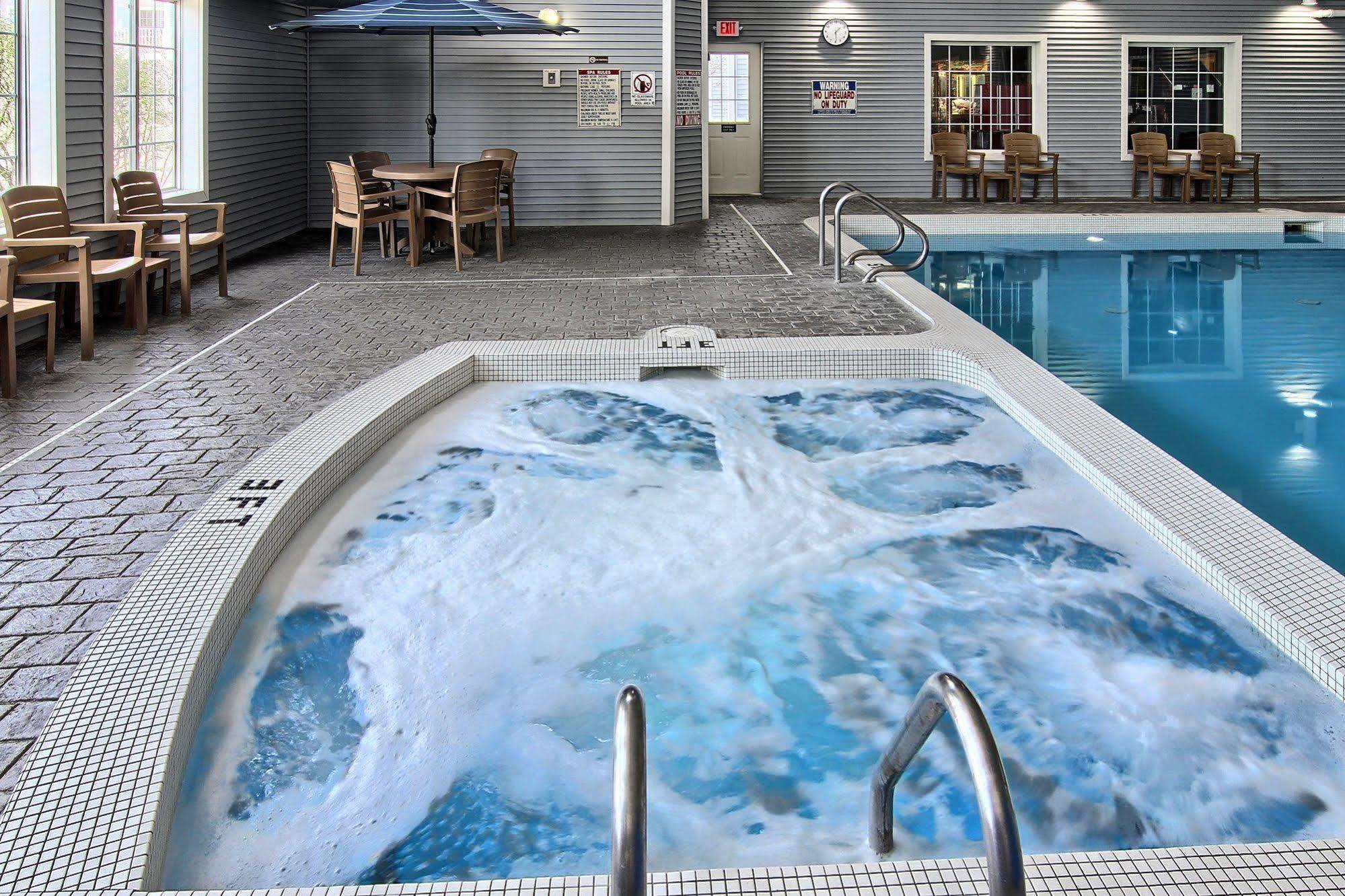 Grand 3* Traverse City