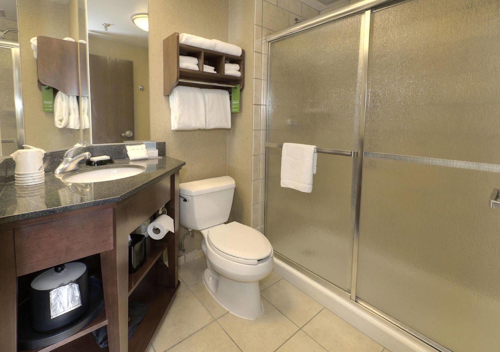 Hotel Hampton Traverse