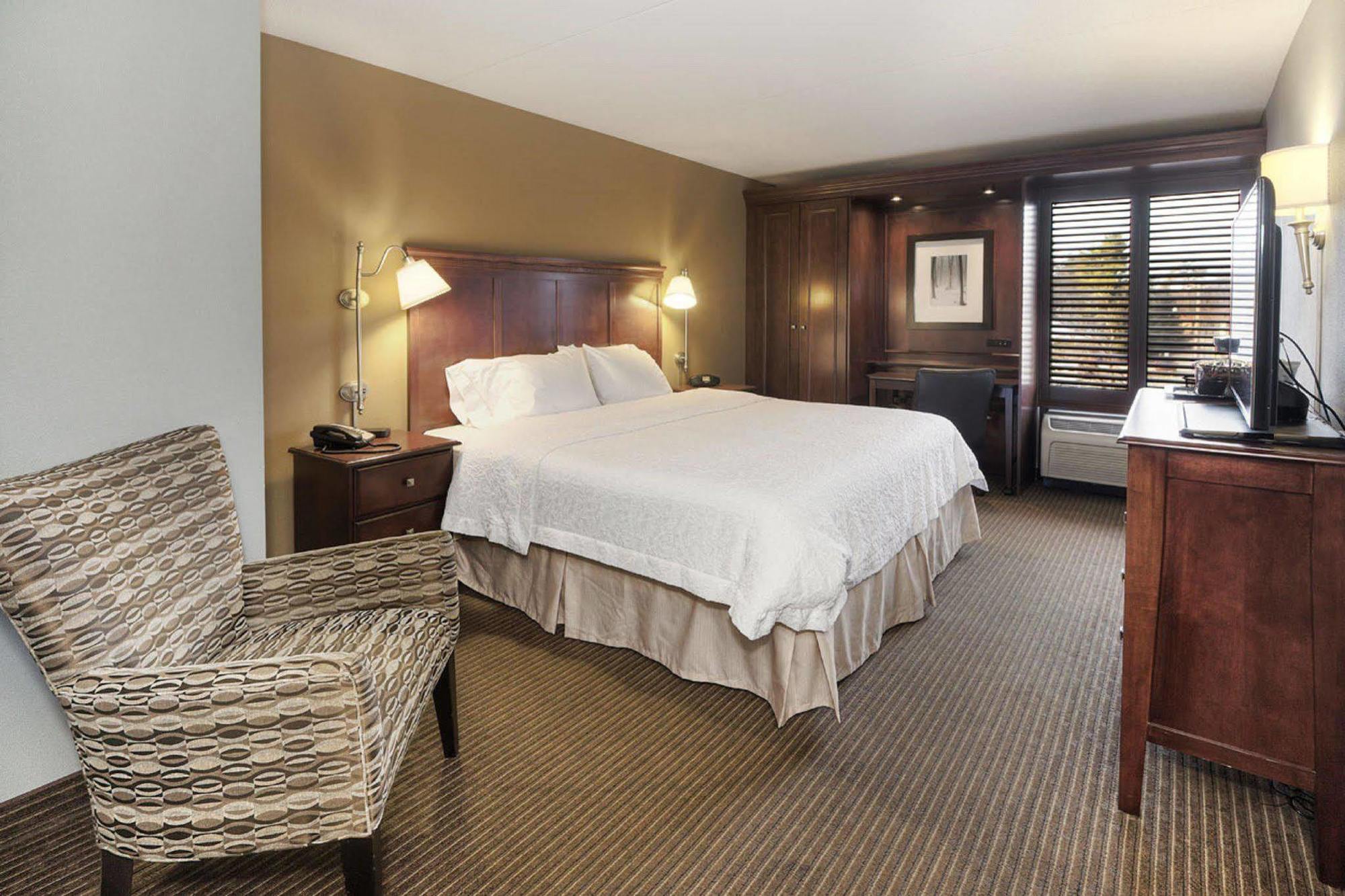 Hampton Traverse 3* Traverse City