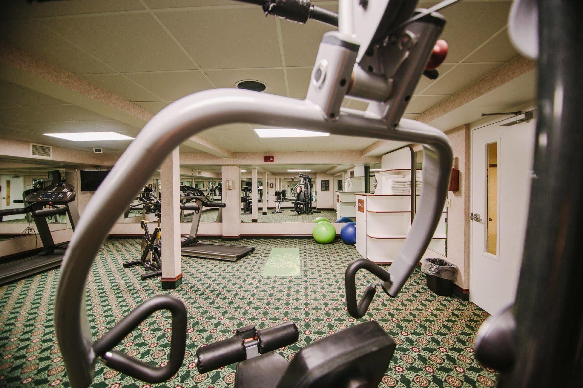 Hotel Bayshore Traverse City