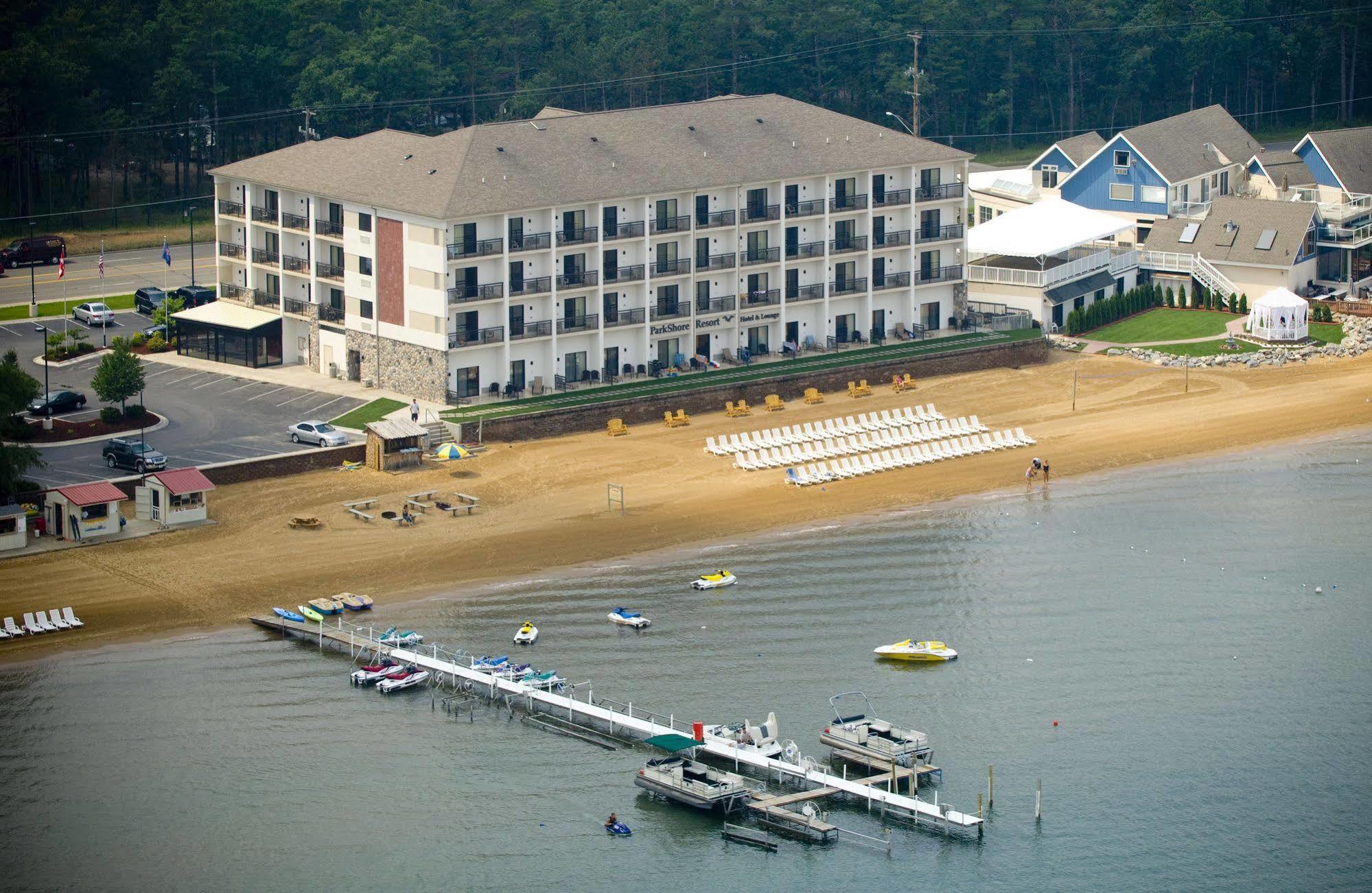 Parkshore 3* Traverse City