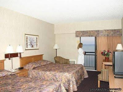 Parkshore 3*