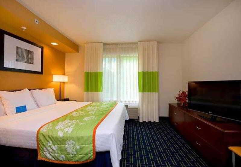 Hotel Fairfield &