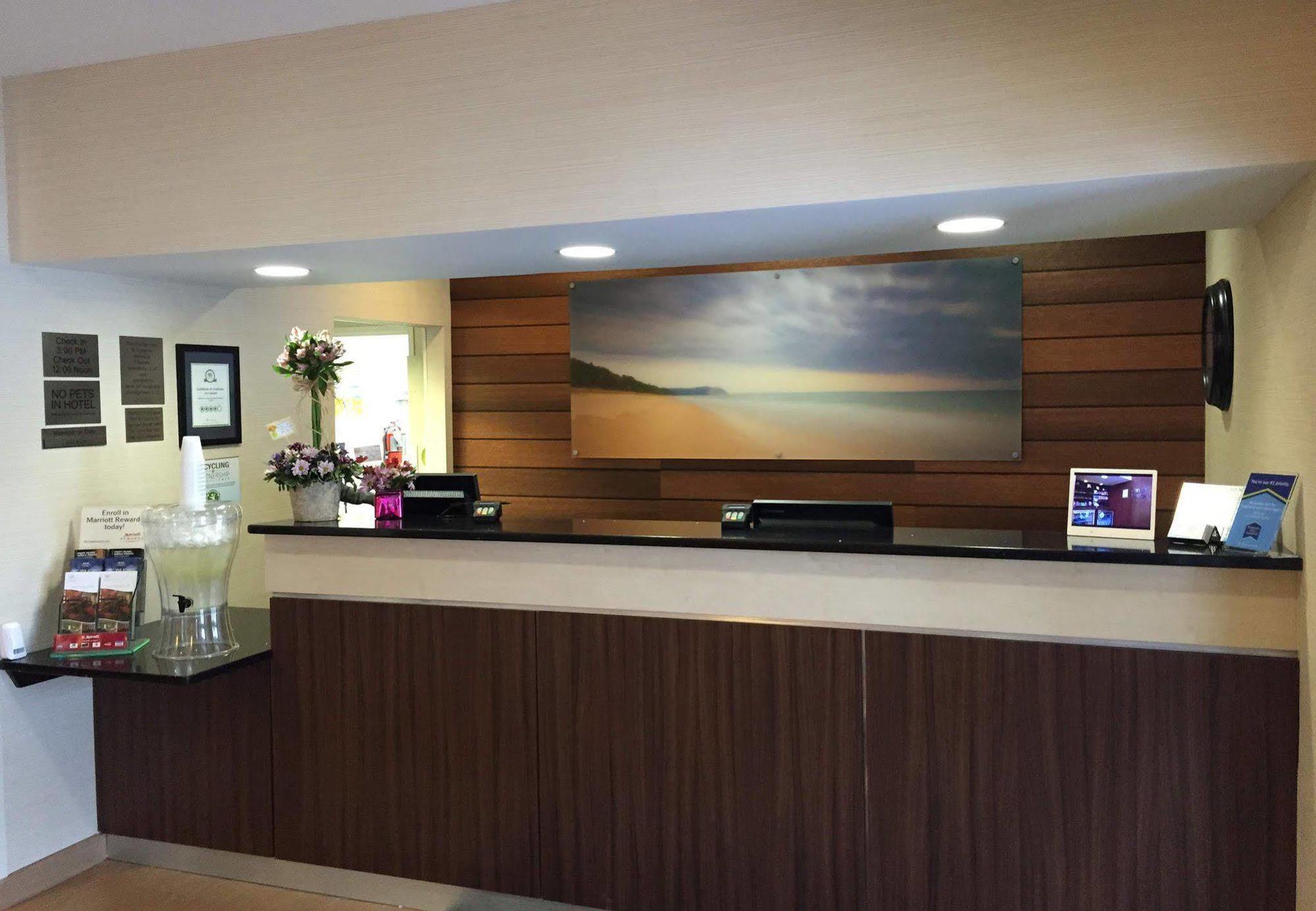 Hotel Fairfield &