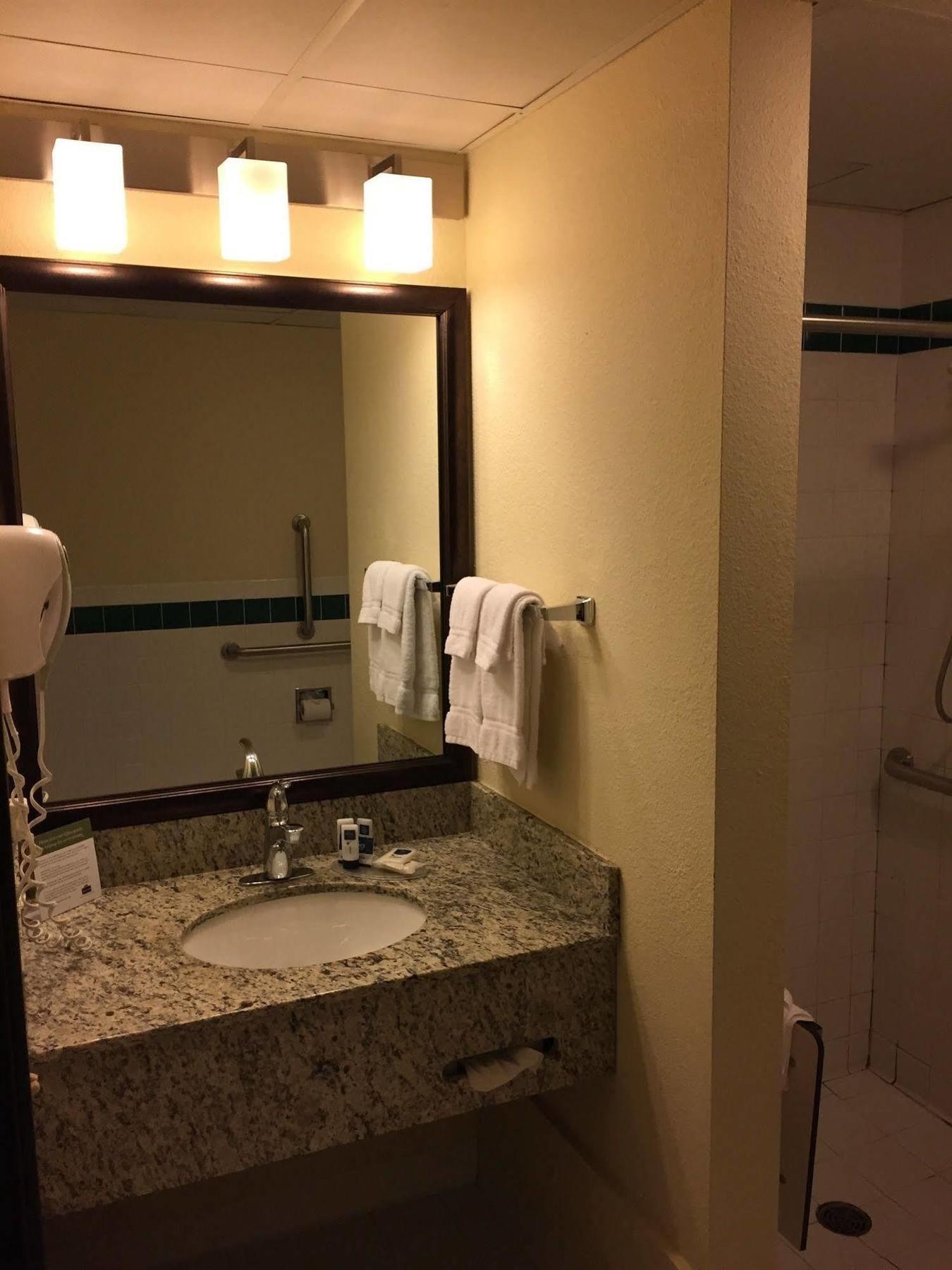 Hotel Blossom & Traverse