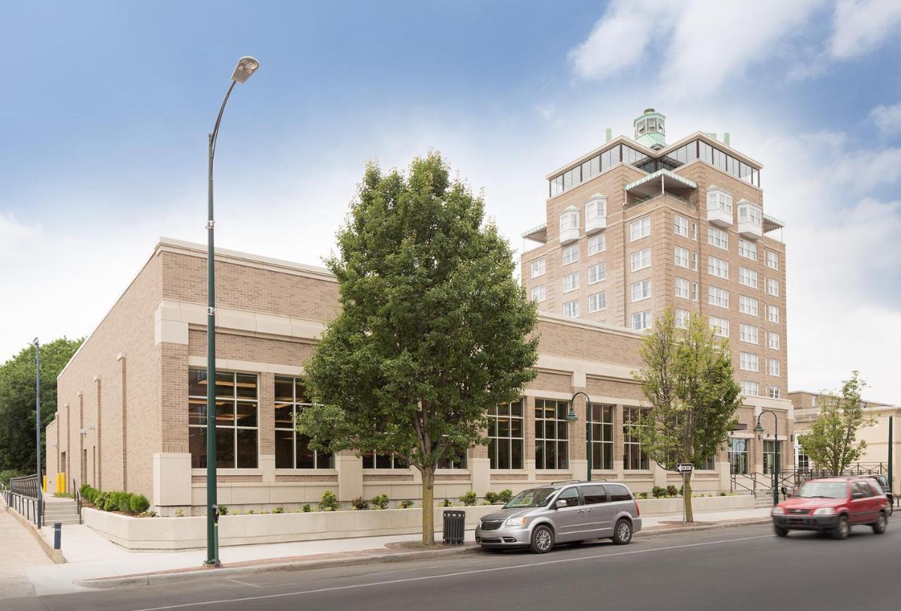Hotel Park Place & Conference Center 3*