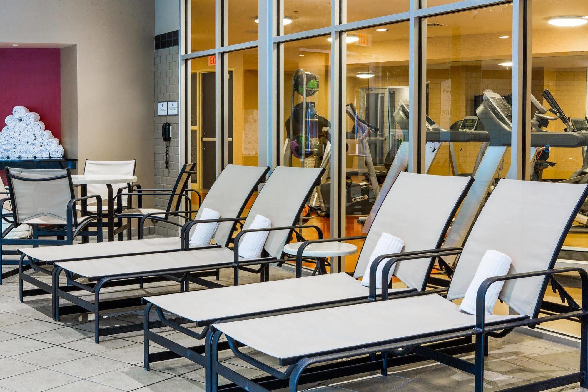 Hotel Cambria Traverse
