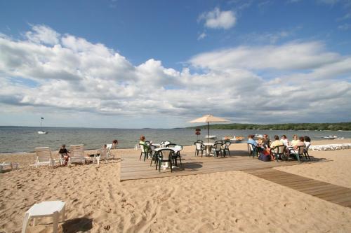 Bayshore 3*