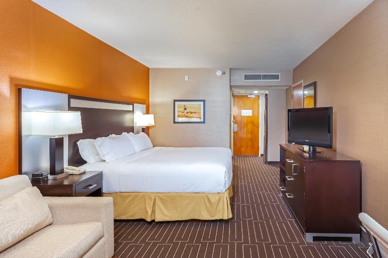 West Bay Beach, A Hotel