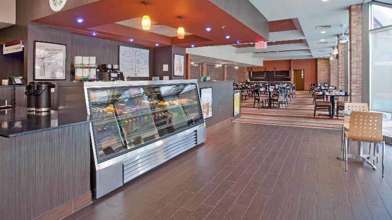 West Bay Beach, A Hotel 3*