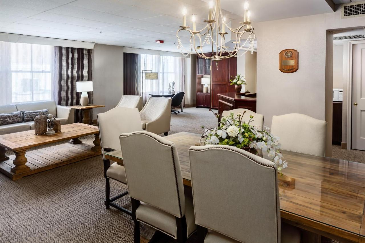 Hotel Park Place & Conference Center 3*