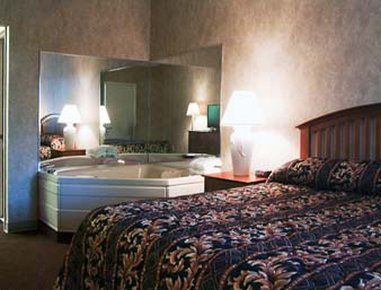 Hotel Super 8 By Wyndham Traverse 2*